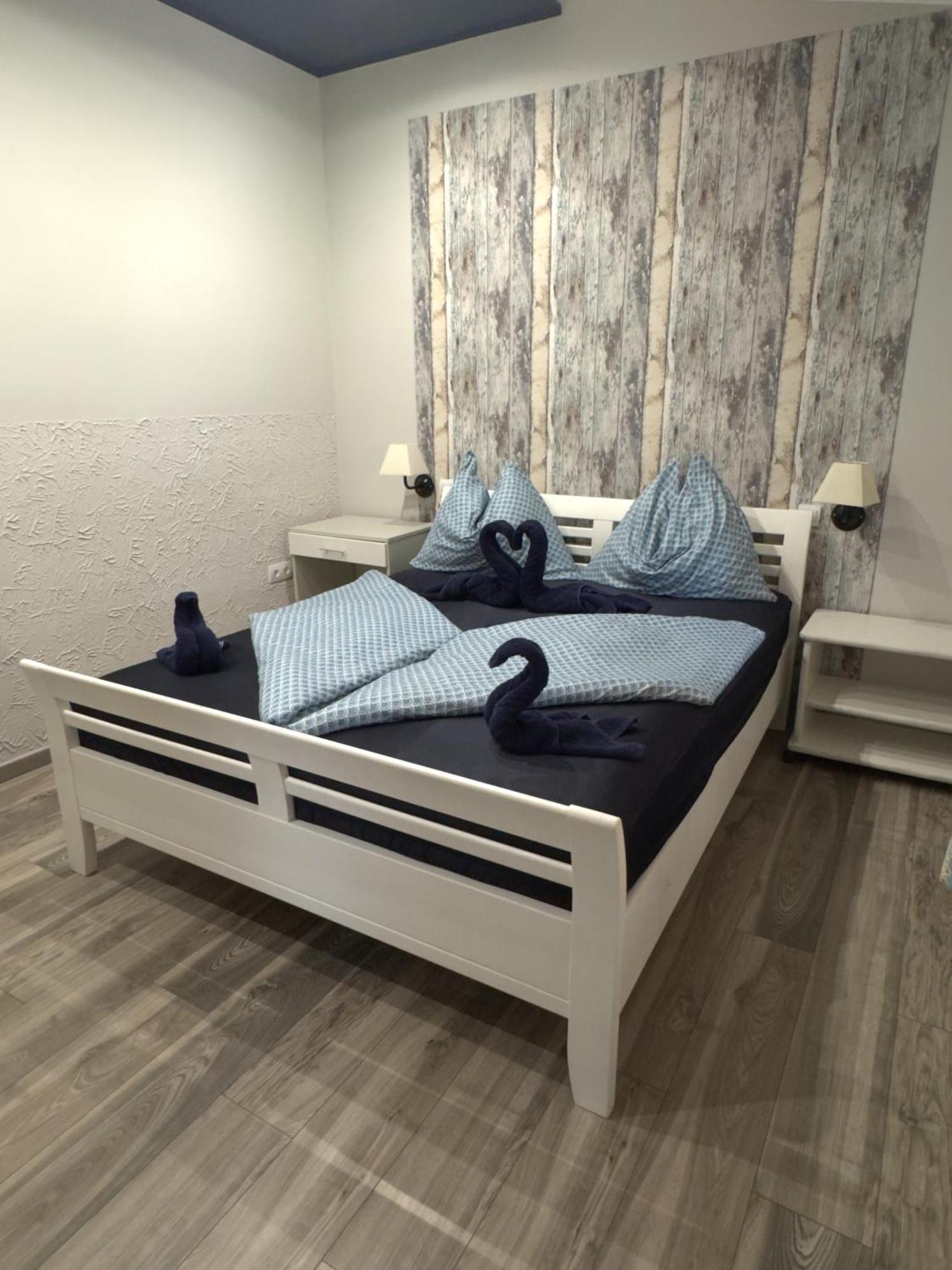 Rozsa Apartman Alsóörs المظهر الخارجي الصورة