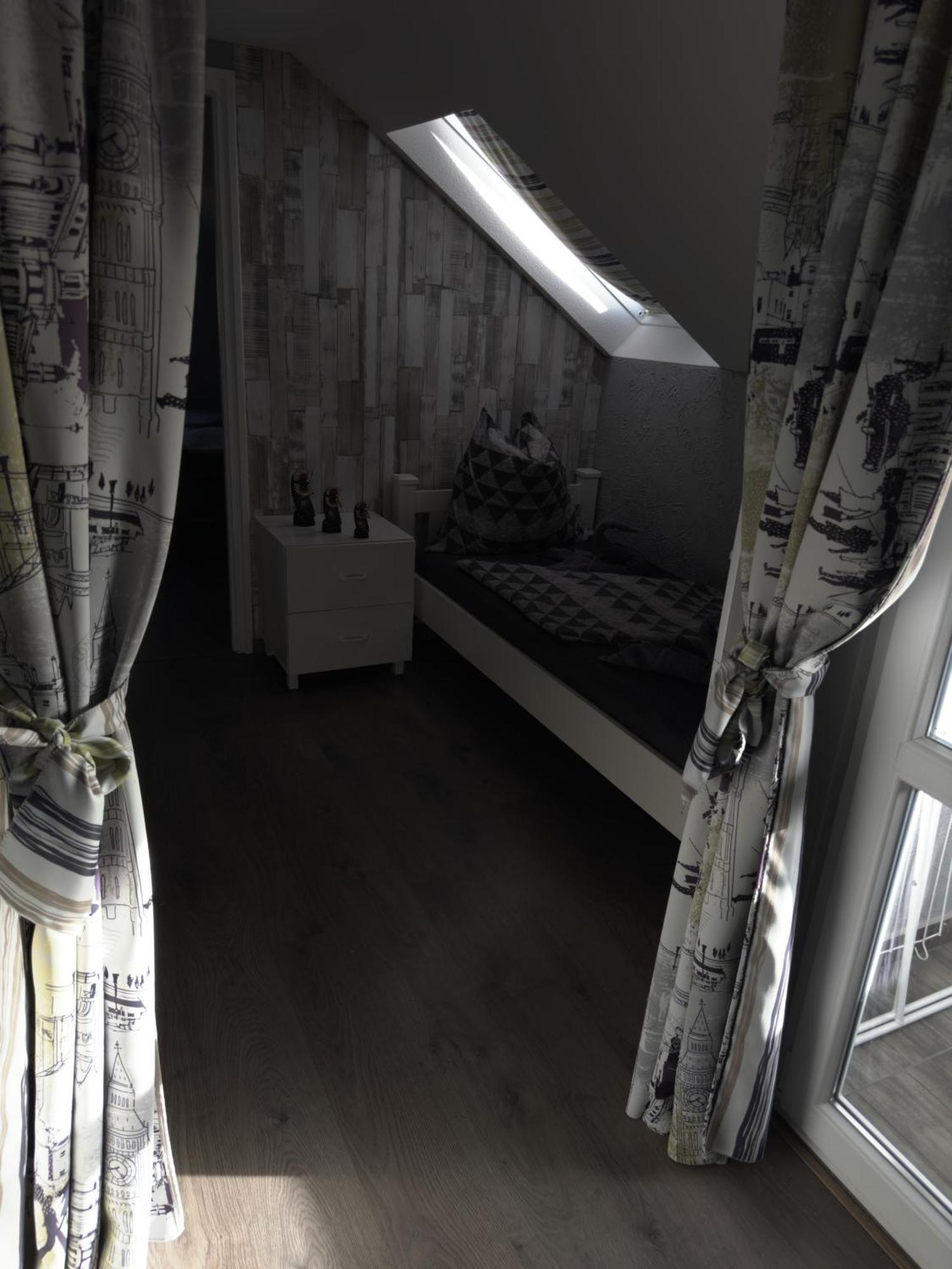 Rozsa Apartman Alsóörs الغرفة الصورة
