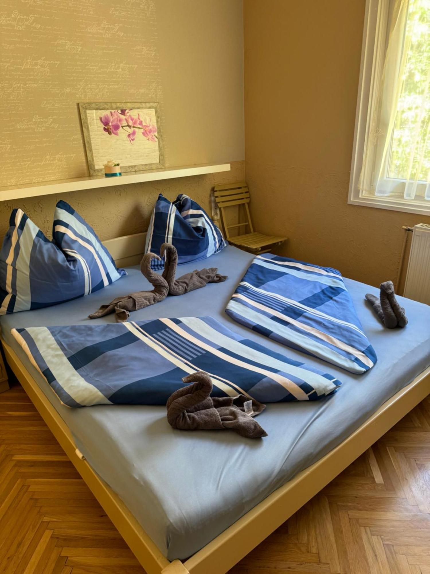 Rozsa Apartman Alsóörs المظهر الخارجي الصورة